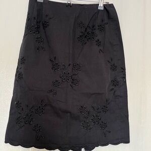 Talbots Elegant Black Embroidered Pencil Skirt